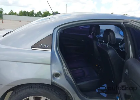 2013 Chrysler 200 Limited from USA, damaged, VIN 1C3CCBCG6DN607848